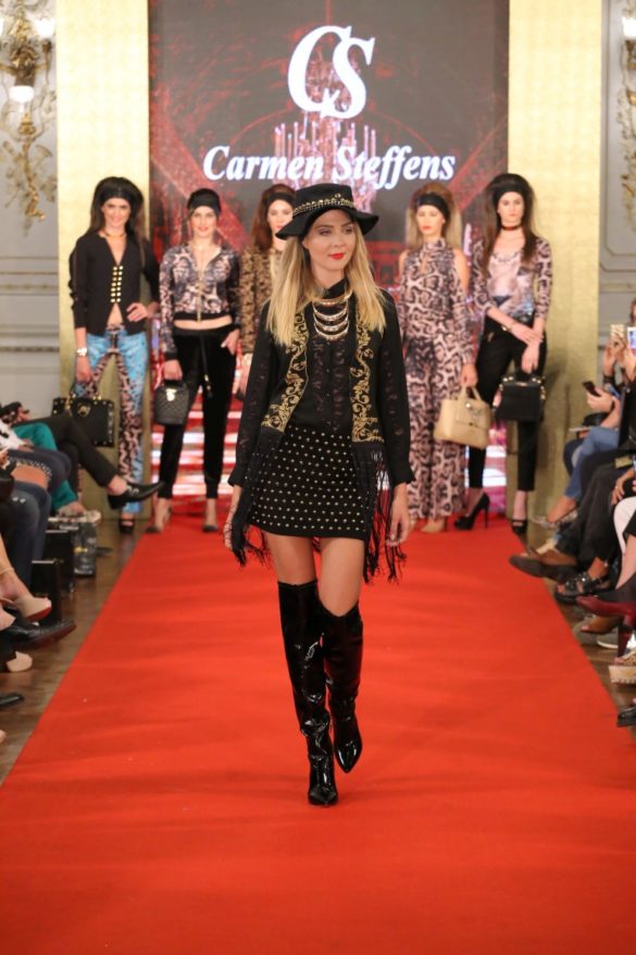 Carmen Steffens -Couture Fashion Week Argentina