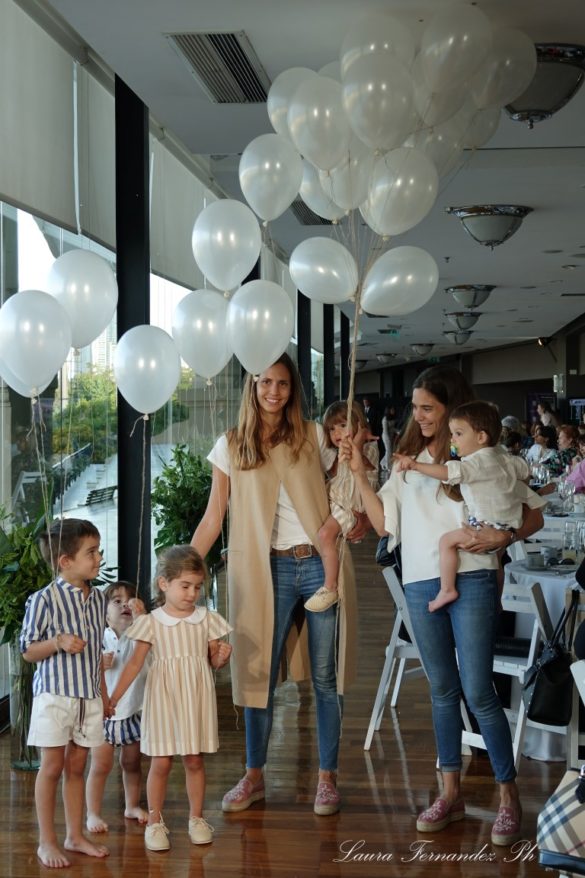 Té-Desfile a beneficio del Hospital Rivadavia -Hipódromo de Palermo