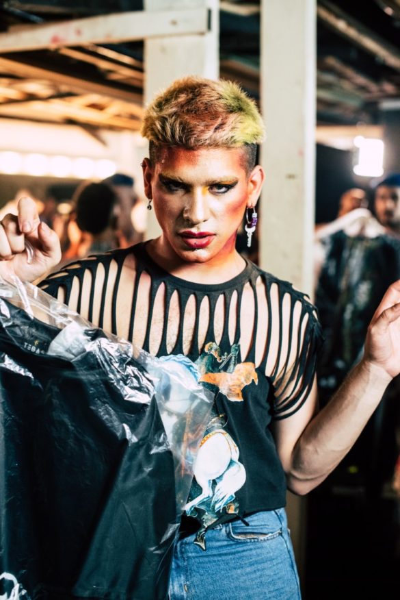 Tebas -Desfile KE $ANTA AW19