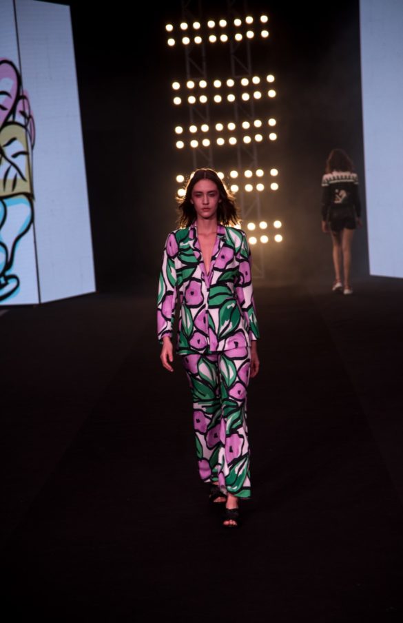 Mila Kartei -BafWeek SS19/20